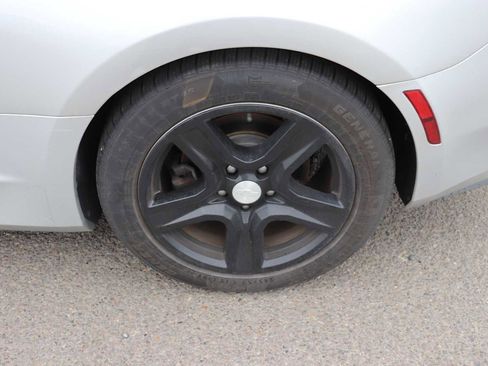 Used 2017 Chevrolet Camaro LT RWD image 9