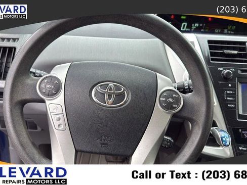 Used 2014 Toyota Prius V Three FWD image 18