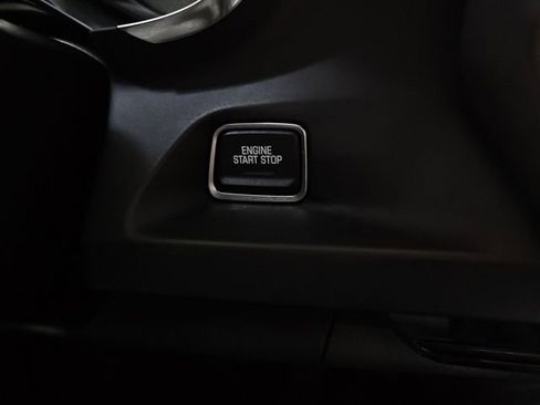 Used 2019 Chevrolet Camaro SS image 17