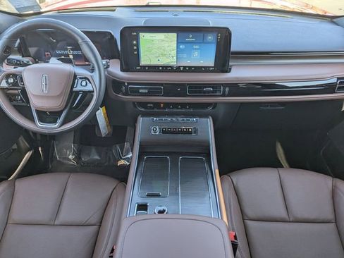 New 2026 Lincoln Aviator Reserve w/ Jet Appearance Package image 14