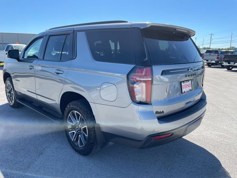Used 2023 Chevrolet Tahoe Z71 w/ Luxury Package AWD/4WD image 5