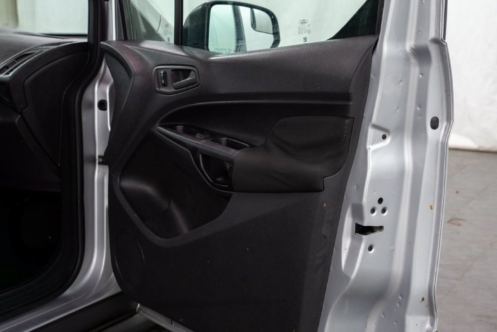 Used 2016 Ford Transit Connect XL FWD image 13