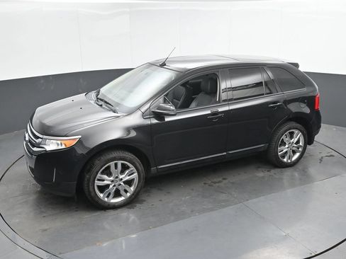 Used 2013 Ford Edge SEL FWD image 25