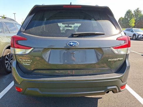 Certified 2023 Subaru Forester Premium AWD/4WD image 5