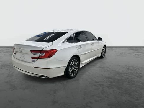 Used 2019 Honda Accord Touring image 3