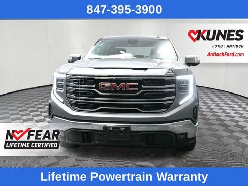 Used 2025 GMC Sierra 1500 SLT image 4