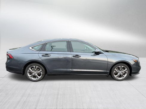 Used 2023 Honda Accord EX image 4