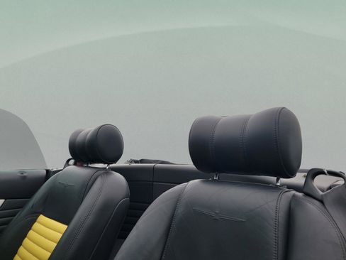 Used 2002 Ford Thunderbird Deluxe image 20