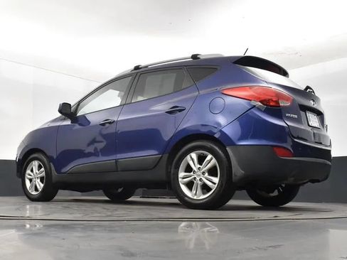 Used 2011 Hyundai Tucson GLS FWD image 12