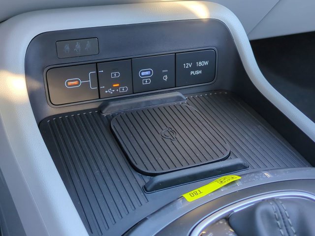 New 2026 Hyundai Kona SEL Sport AWD/4WD image 17