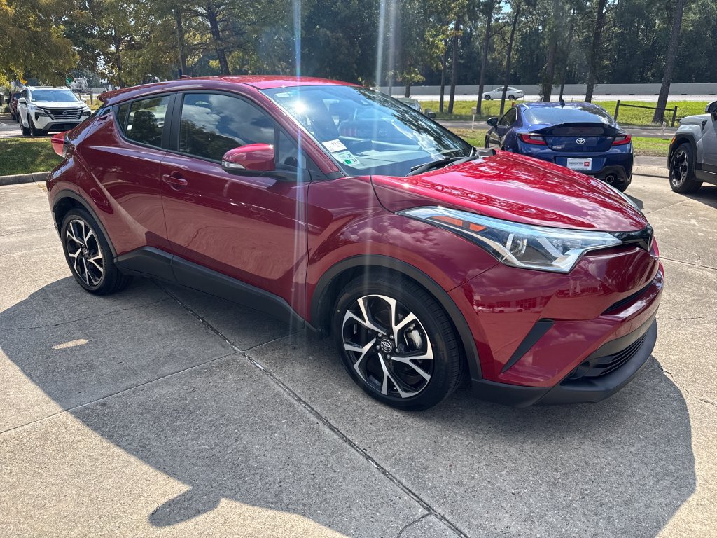 Certified 2019 Toyota C-HR XLE FWD image 6