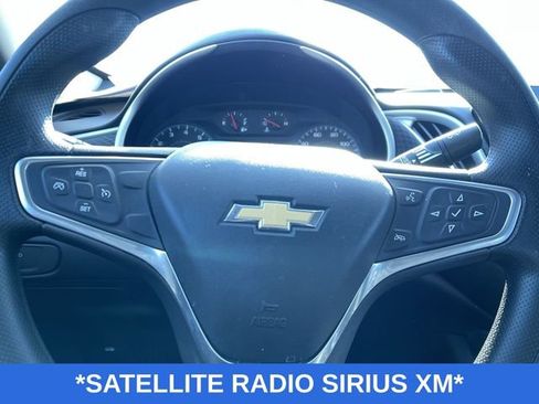 Used 2022 Chevrolet Malibu LT image 12