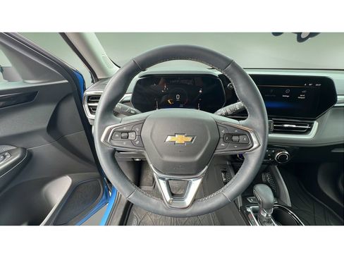 Certified 2024 Chevrolet TrailBlazer LT w/ LT Cold Weather Package AWD/4WD image 22