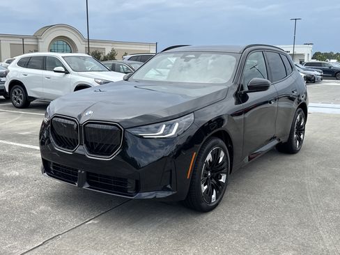 New 2026 BMW X3 xDrive30i w/ Premium Package AWD/4WD image 3