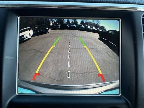 Used 2014 Jeep Grand Cherokee Limited image 23