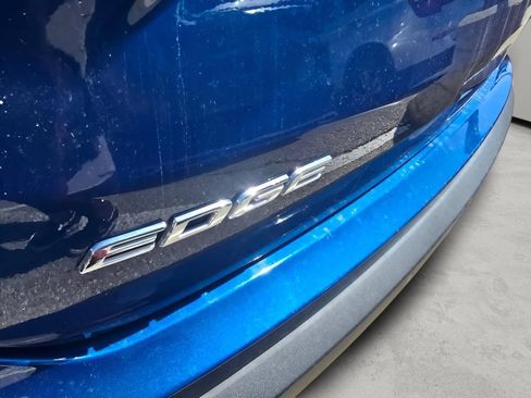 Used 2020 Ford Edge SEL w/ Convenience Package FWD image 19