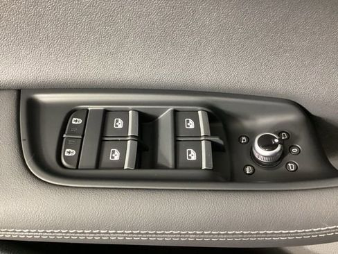 Used 2025 Audi Q7 2.0T Premium Plus w/ Premium Plus Package image 18