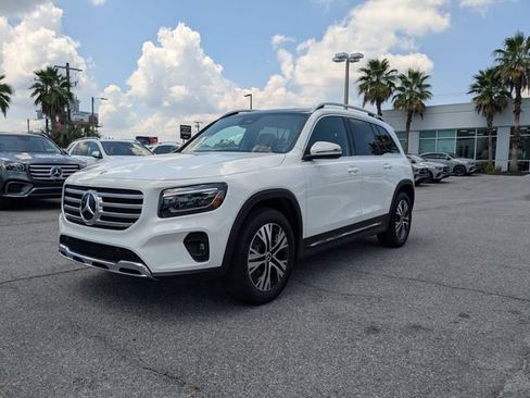 New 2025 Mercedes-Benz GLB 250 image 9