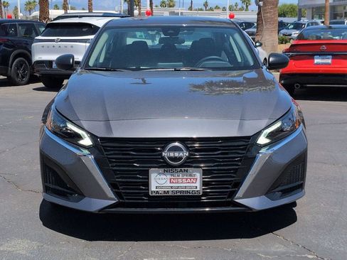 Used 2025 Nissan Altima 2.5 S FWD image 7