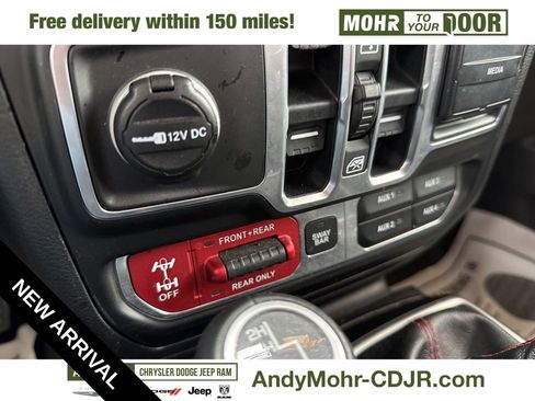 Used 2018 Jeep Wrangler Unlimited Rubicon w/ Dual Top Group image 18