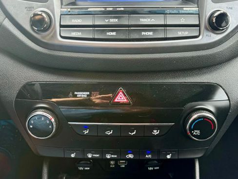 Used 2018 Hyundai Tucson SEL FWD image 25