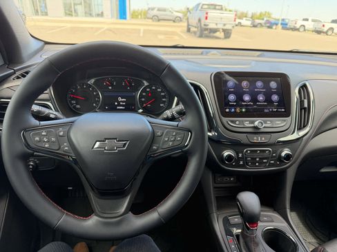 Used 2024 Chevrolet Equinox RS w/ RS Leather Package AWD/4WD image 5