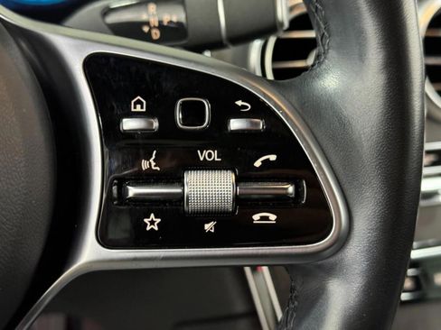 Used 2022 Mercedes-Benz GLC 300 4MATIC image 32