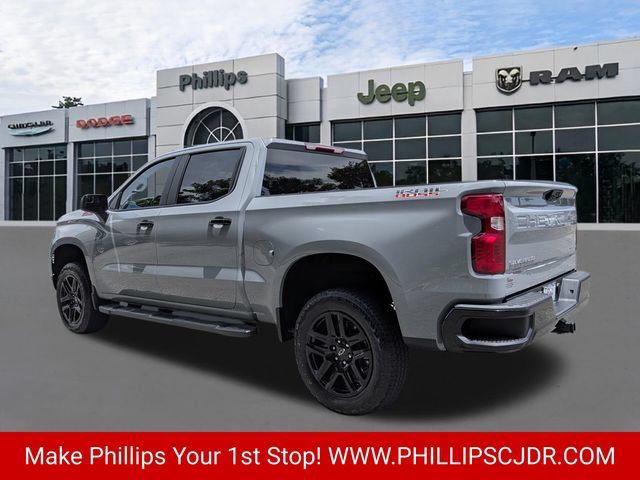 Used 2024 Chevrolet Silverado 1500 Custom Trail Boss AWD/4WD image 5
