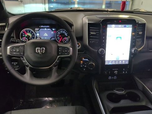 New 2026 RAM 1500 4x4 Crew Cab image 16