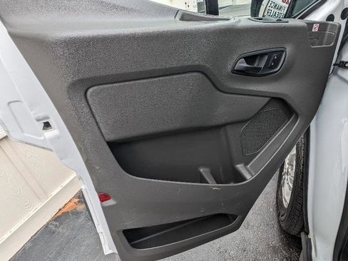 Used 2021 Ford Transit 350 XLT image 29