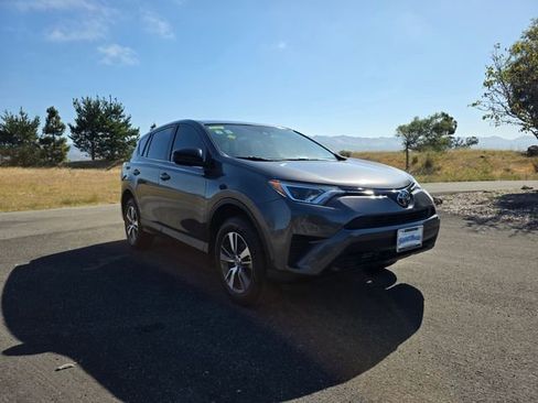 Used 2018 Toyota RAV4 LE w/ All Weather Liner Package AWD/4WD image 4