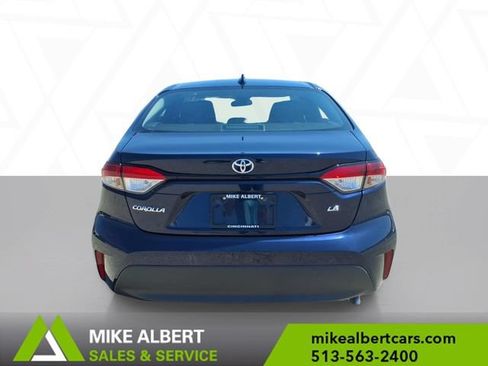 Used 2025 Toyota Corolla LE FWD image 6