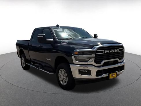 Used 2025 RAM 2500 Big Horn AWD/4WD image 2