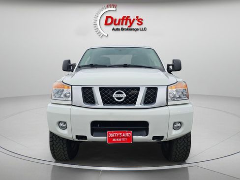 Used 2015 Nissan Titan PRO-4X image 14