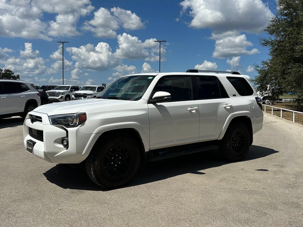 Used 2021 Toyota 4Runner SR5 Premium w/ Moonroof Package RWD image 1