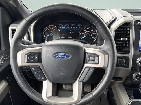 Used 2020 Ford F150 Lariat w/ Equipment Group 502A Luxury AWD/4WD image 15