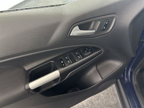 Used 2016 Ford Transit Connect XLT image 13