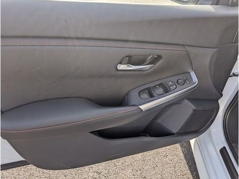 New 2025 Nissan Sentra SR w/ Trunk Package image 16