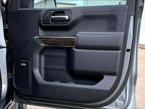 Used 2022 GMC Sierra 1500 Elevation w/ Preferred Package image 22