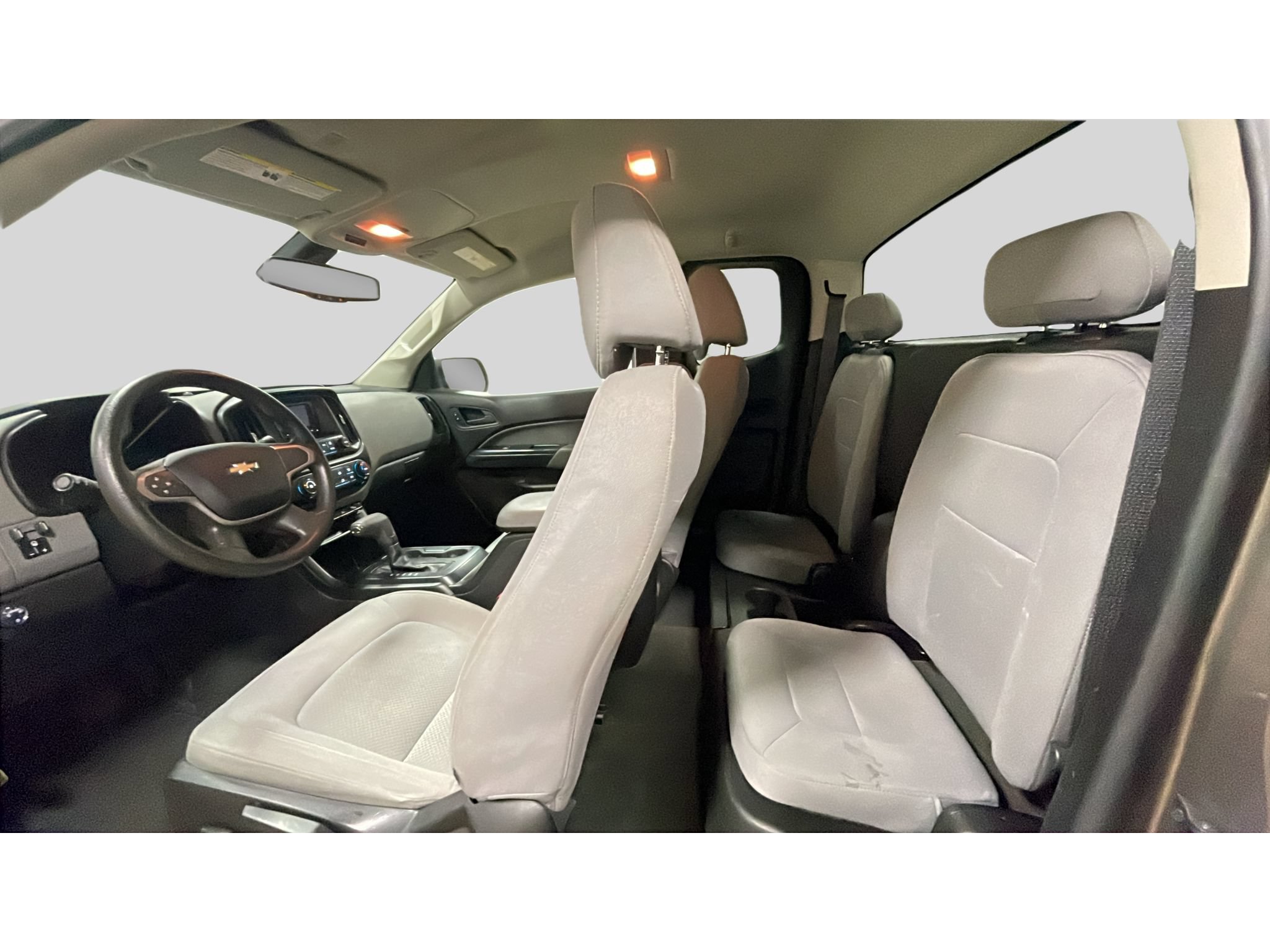 Used 2016 Chevrolet Colorado W/T w/ WT Convenience Package RWD image 14