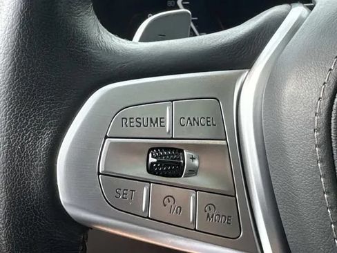 Used 2025 BMW X7 xDrive40i AWD/4WD image 44