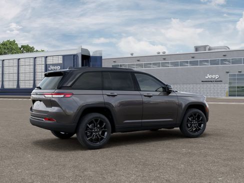 New 2025 Jeep Grand Cherokee Limited AWD/4WD image 4