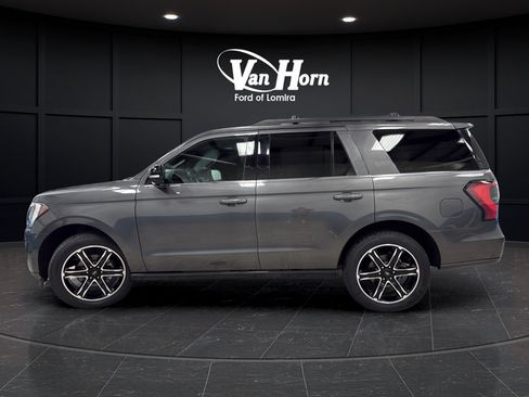 Used 2020 Ford Expedition Limited w/ Equipment Group 303A AWD/4WD image 4