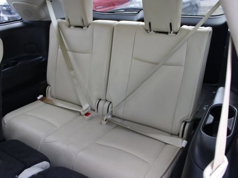 Used 2020 INFINITI QX60 Luxe w/ Essential Package FWD image 15