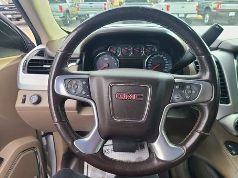 Used 2018 GMC Yukon SLT w/ Premium Edition RWD image 8