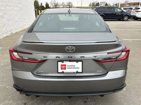 Certified 2025 Toyota Camry SE FWD image 5