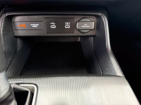 Certified 2025 Honda Civic Sport image 28