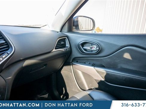 Used 2022 Jeep Cherokee Latitude Lux image 15