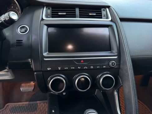 Used 2019 Jaguar E-PACE S image 22