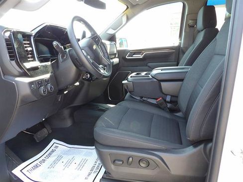 Certified 2025 Chevrolet Silverado 1500 LT AWD/4WD image 14